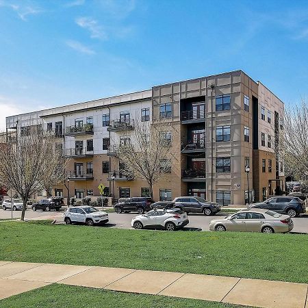 Frontdesk Village At Commonwealth Apts Plaza Midwood Charlotte Exterior photo